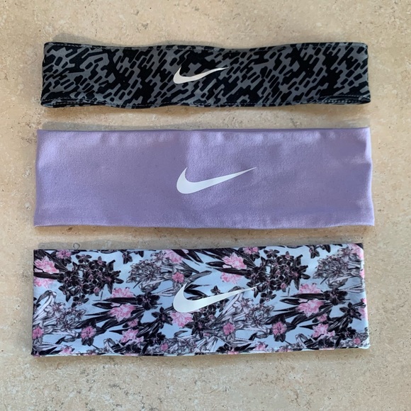 Nike Accessories - Nike headband, lot of 3.  Barely used, perfect condition.